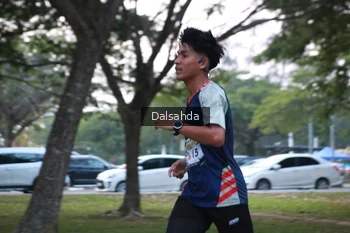 Runner Photo 4324749
