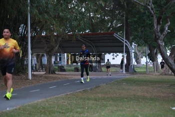 Runner Photo 4324750
