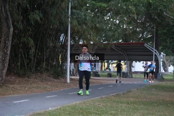 Runner Photo 4324780
