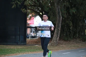 Runner Photo 4324784