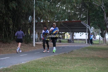 Runner Photo 4324806