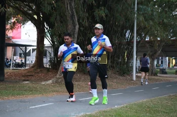 Runner Photo 4324810