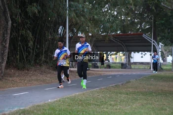 Runner Photo 4324816