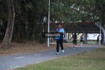 Runner Photo 4324827