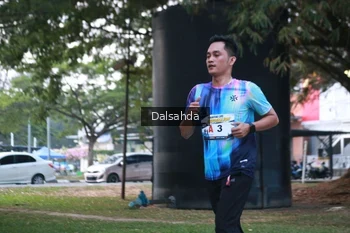 Runner Photo 4324836