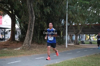 Runner Photo 4324848
