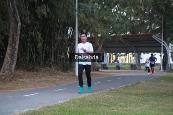 Runner Photo 4324851