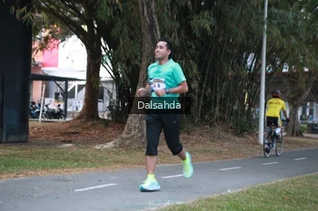 Runner Photo 4324873