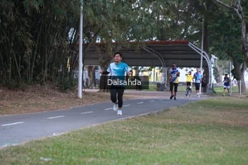 Runner Photo 4324885