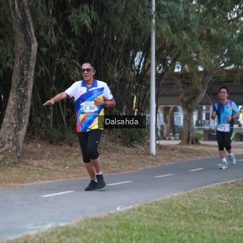 Runner Photo 4324904