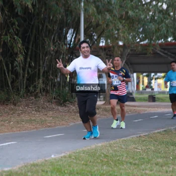 Runner Photo 4324942