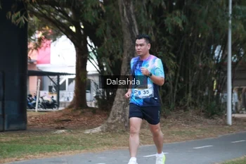 Runner Photo 4324946