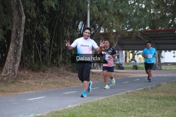 Runner Photo 4324949