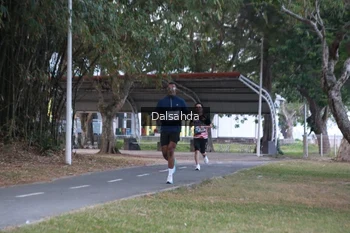 Runner Photo 4324968