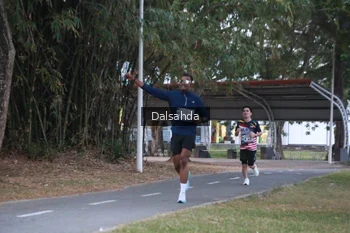 Runner Photo 4324977