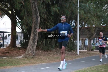 Runner Photo 4324985