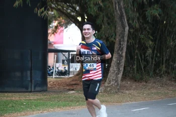 Runner Photo 4324988