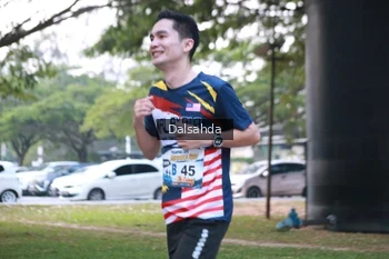 Runner Photo 4324989
