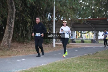 Runner Photo 4325011