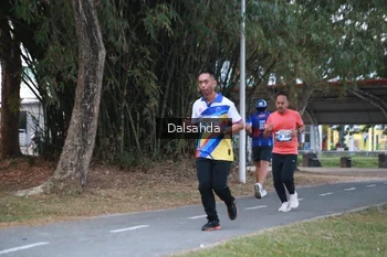 Runner Photo 4325031