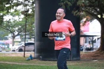 Runner Photo 4325036
