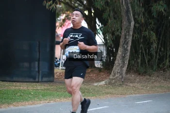 Runner Photo 4325058
