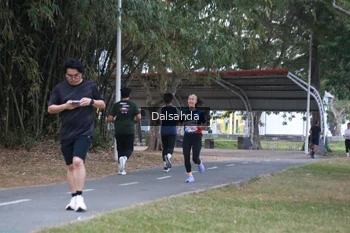 Runner Photo 4325075