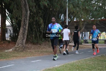Runner Photo 4325123