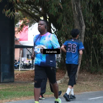 Runner Photo 4325130
