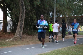Runner Photo 4325141
