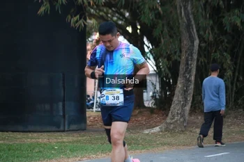 Runner Photo 4325149