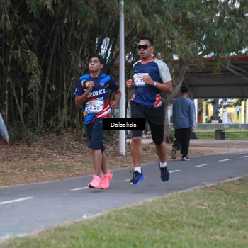 Runner Photo 4325178