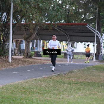 Runner Photo 4325196