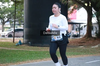 Runner Photo 4325215