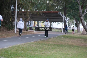 Runner Photo 4325218