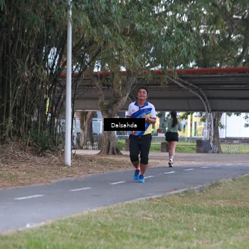 Runner Photo 4325265