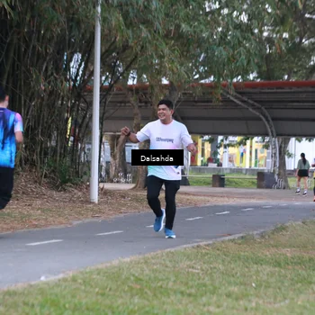 Runner Photo 4325267
