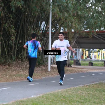 Runner Photo 4325274