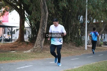 Runner Photo 4325275