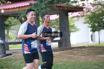 Runner Photo 4325287