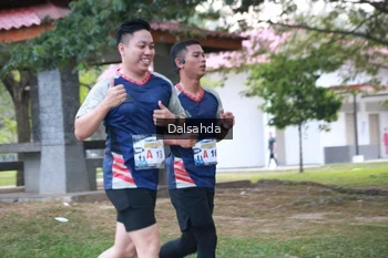Runner Photo 4325291