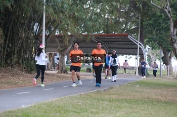 Runner Photo 4325351