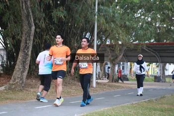 Runner Photo 4325363