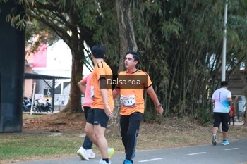Runner Photo 4325377