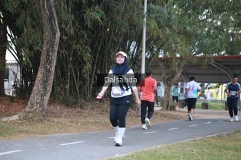 Runner Photo 4325398