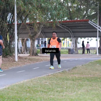 Runner Photo 4325430