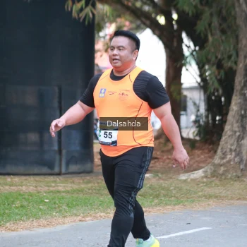 Runner Photo 4325439