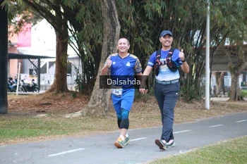 Runner Photo 4325458