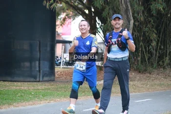 Runner Photo 4325463