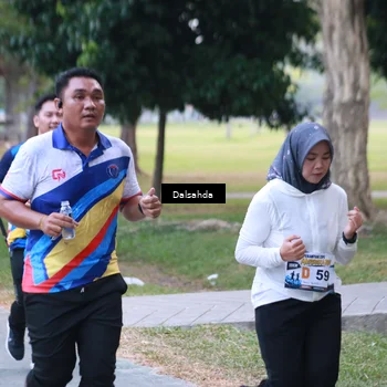 Runner Photo 4325476
